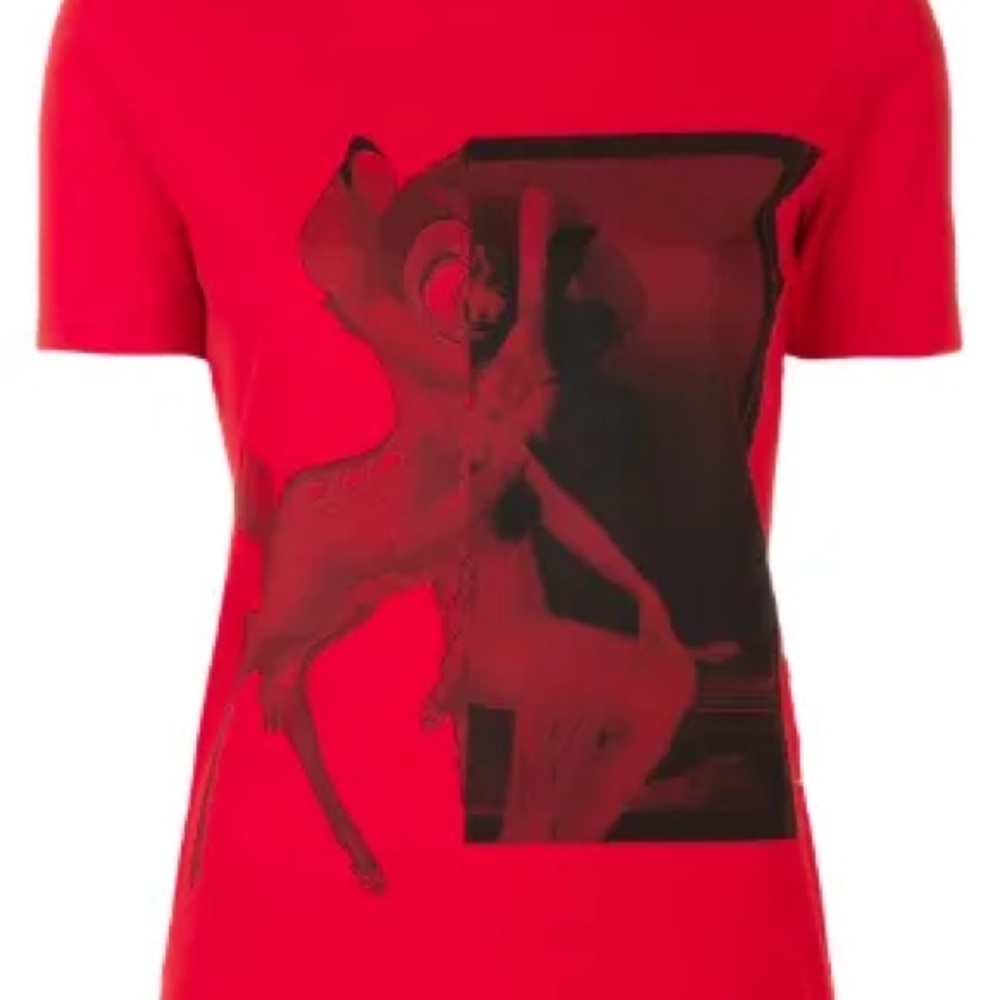 Givenchy
Bambi T-shirt

Size M